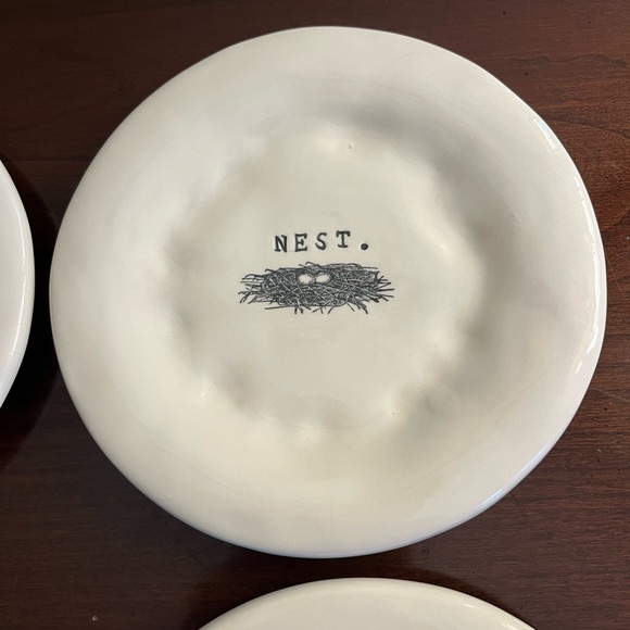 Rae Dunn M Studio ‘Nest.’ 6” Round Plates~Set of 4 - Picture 4 of 12